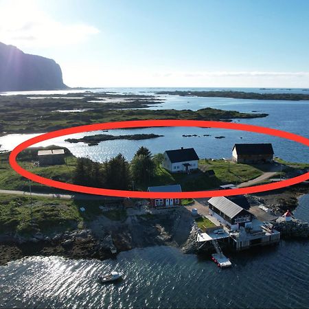 Villa Borgvag - A Unique Seafront Villa In The Heart Of Lofoten Bostad Luaran gambar