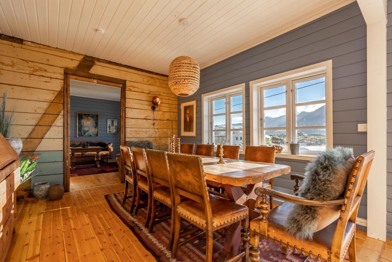Villa Borgvag - A Unique Seafront Villa In The Heart Of Lofoten Bostad Luaran gambar