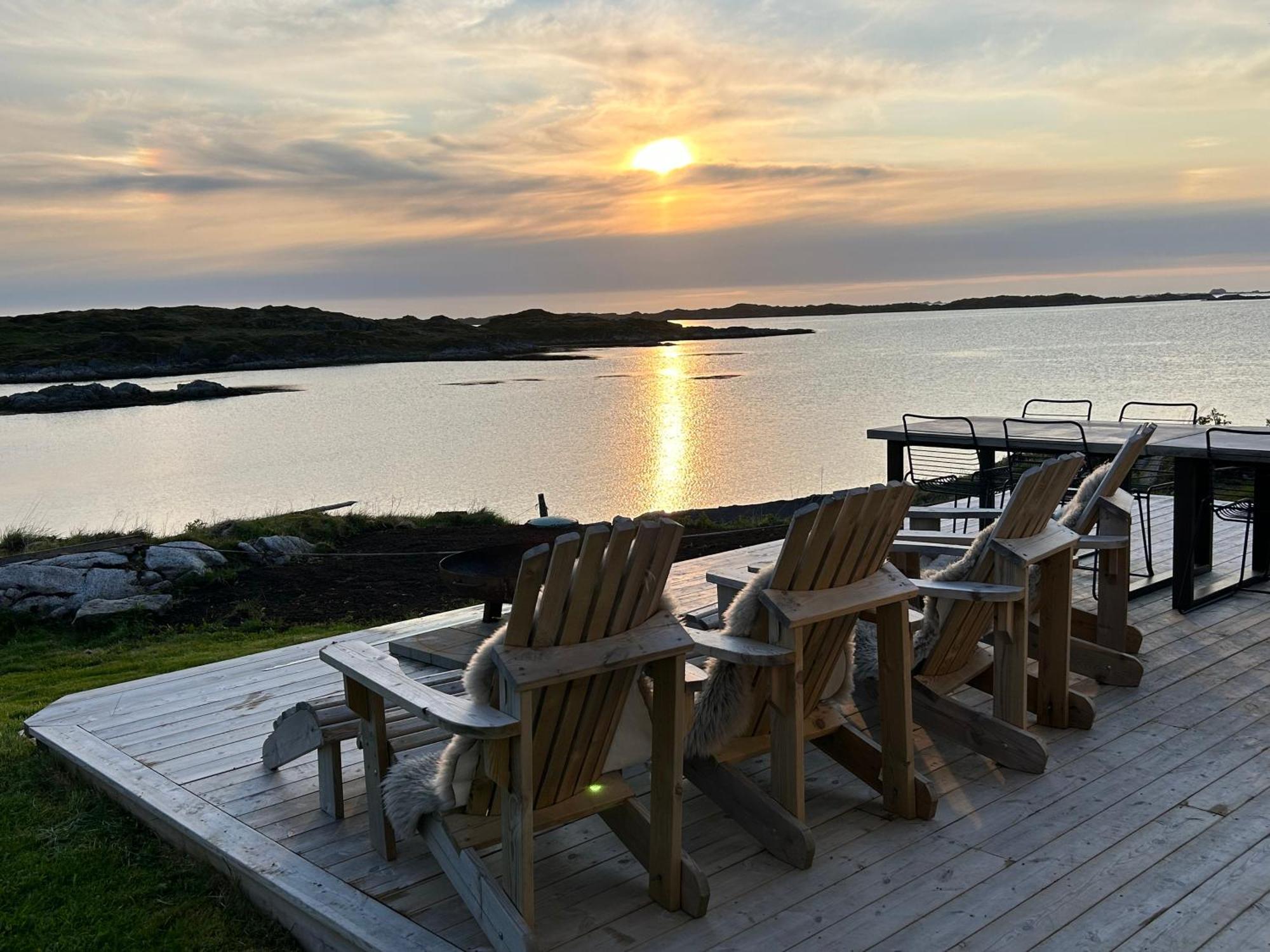 Villa Borgvag - A Unique Seafront Villa In The Heart Of Lofoten Bostad Luaran gambar