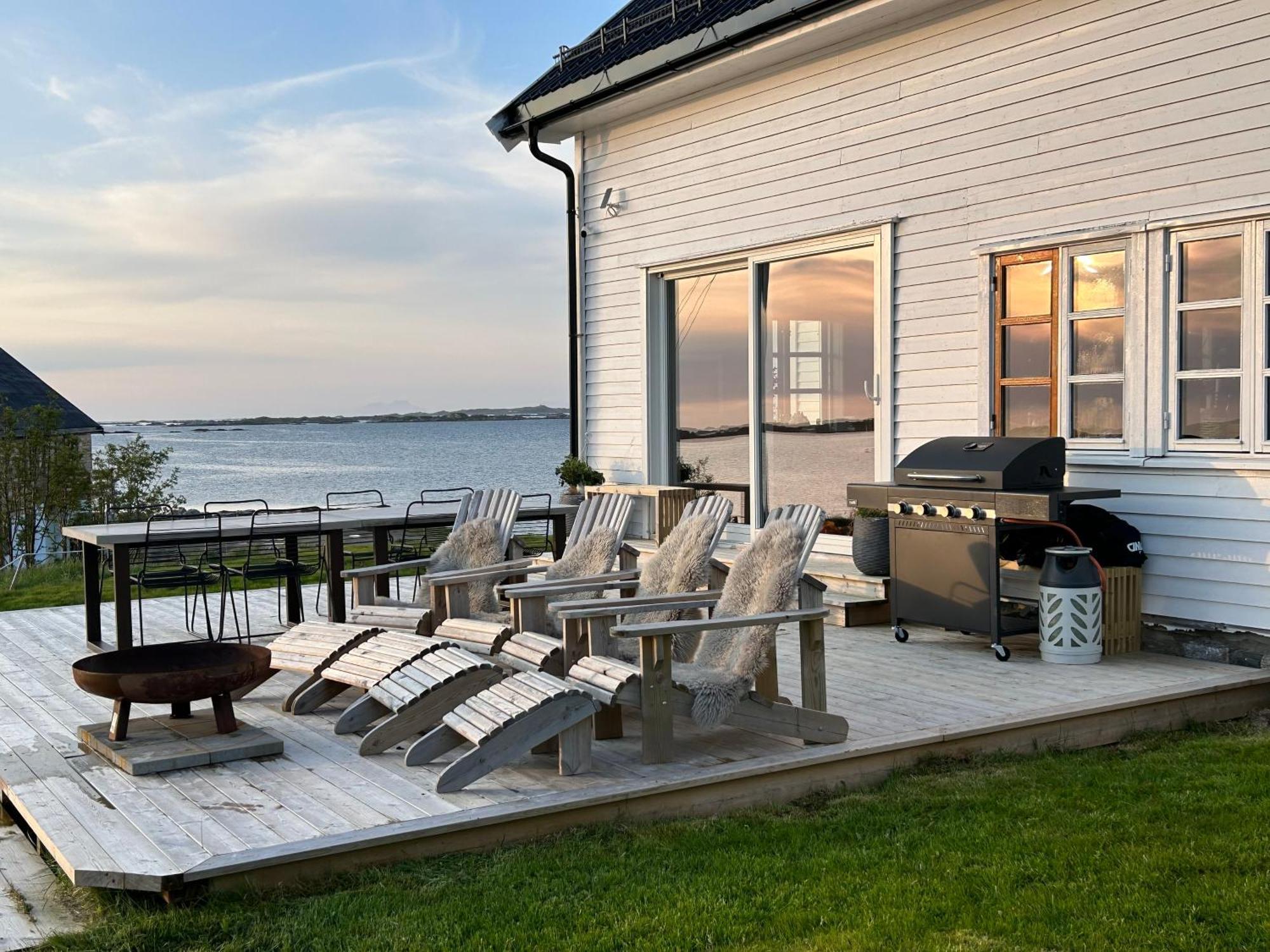 Villa Borgvag - A Unique Seafront Villa In The Heart Of Lofoten Bostad Luaran gambar
